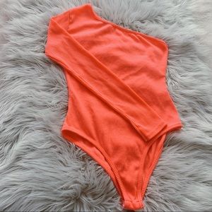 Boohoo hot pink one shoulder bodysuit